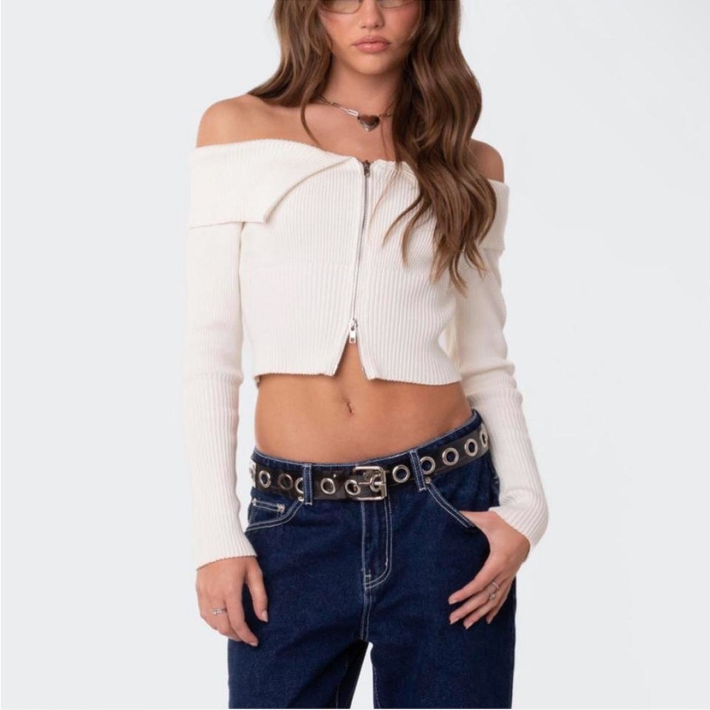 Edikted Off-Shoulder White Cardigan